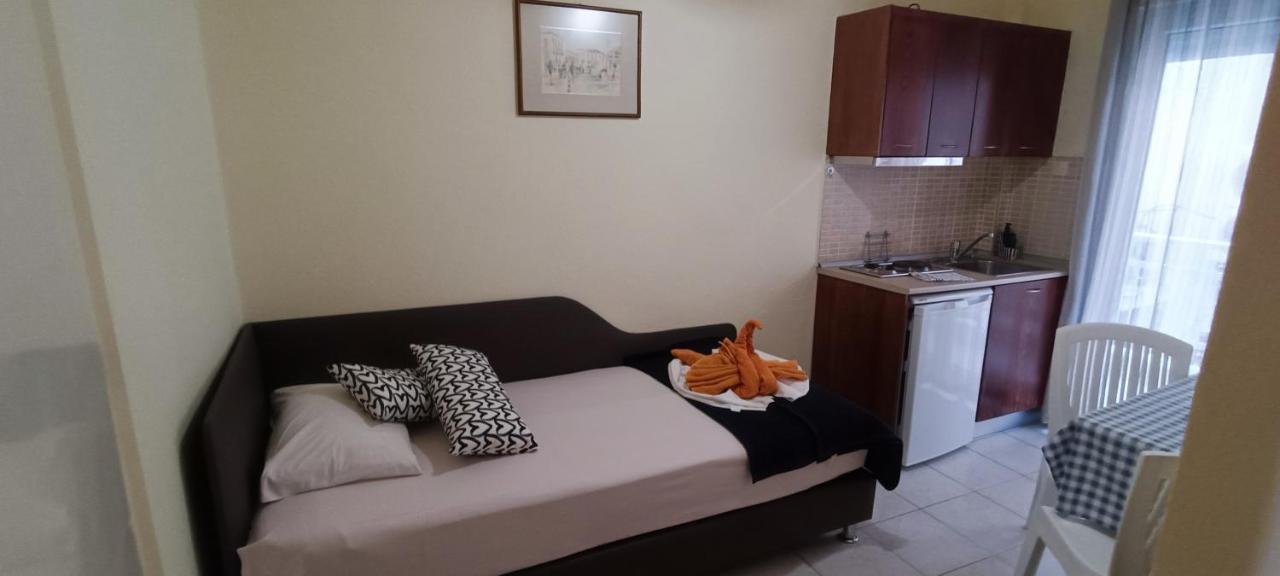 Hotel Tassos-Despina Pefkochori Exteriör bild